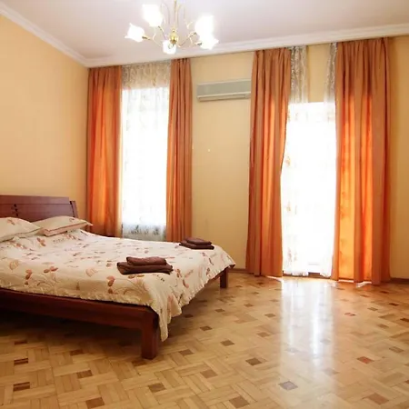 Bazarnaya Guest House Hostel Odesa