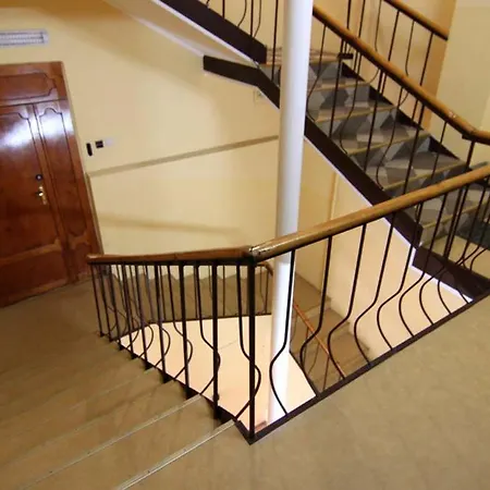 Bazarnaya Guest House Hostel *
